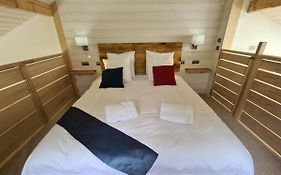 Chalet Cristal Trail